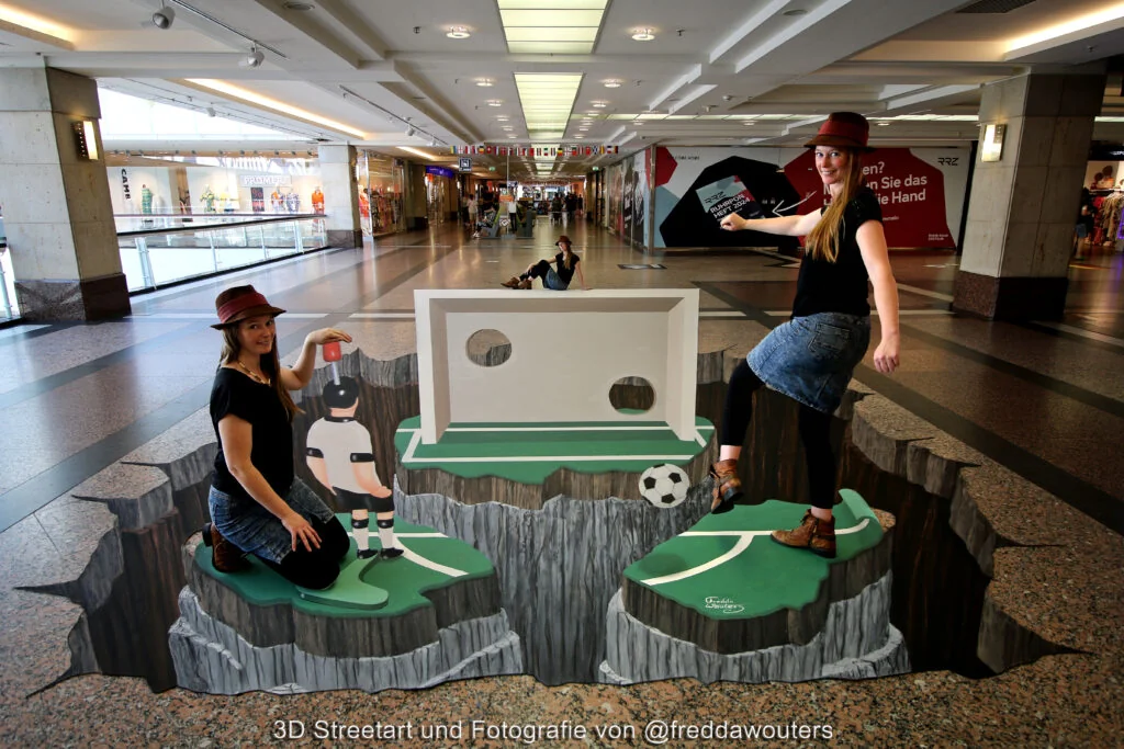 3D Straßenmalerei von Fredda Wouters zur Fußball EM in Mülheim an der Ruhr